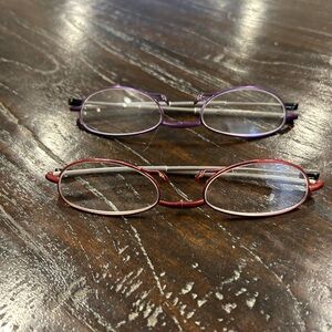 Foster Grant Vision Craft Folding Micro-Readers in Purple and Red - +1.50
